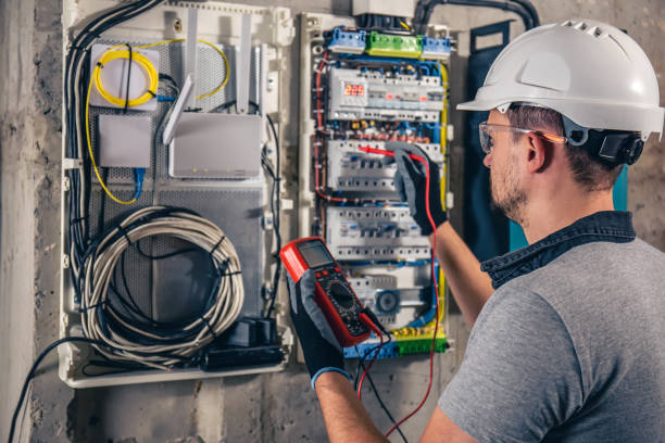 Best Emergency Electrical Repair  in Vienna, IL